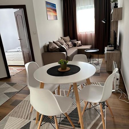Surčin Sky Lux Apartmani المظهر الخارجي الصورة