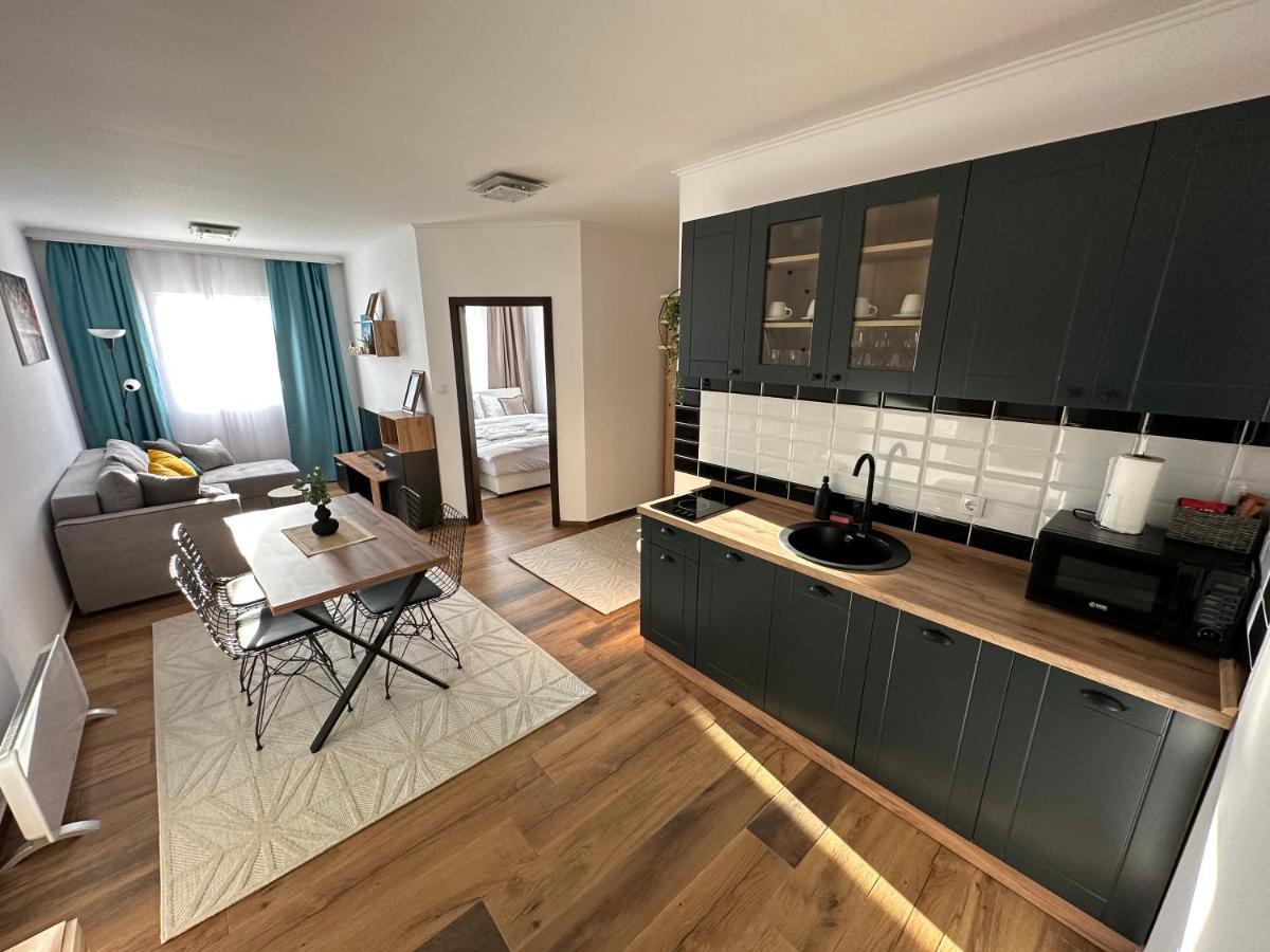 Surčin Sky Lux Apartmani المظهر الخارجي الصورة