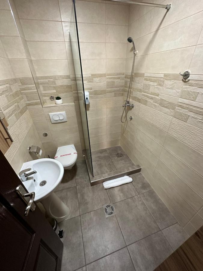 Surčin Sky Lux Apartmani المظهر الخارجي الصورة